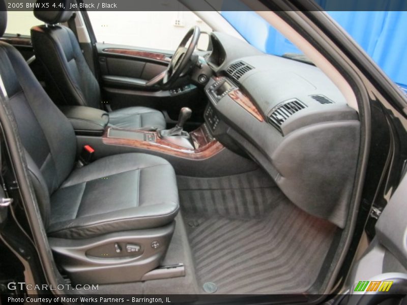 Jet Black / Black 2005 BMW X5 4.4i