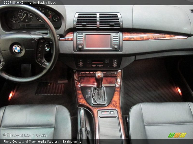 Jet Black / Black 2005 BMW X5 4.4i