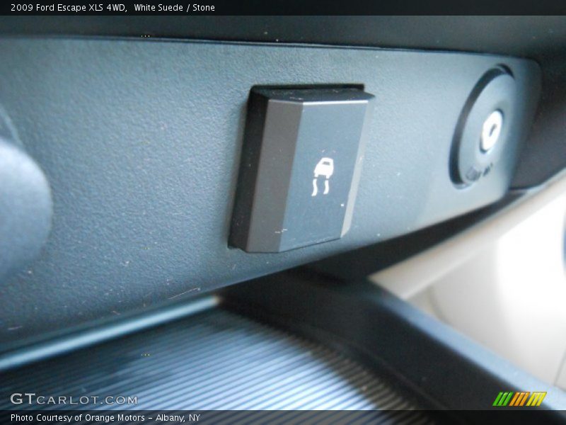 White Suede / Stone 2009 Ford Escape XLS 4WD