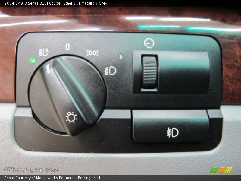 Controls of 2004 3 Series 325i Coupe