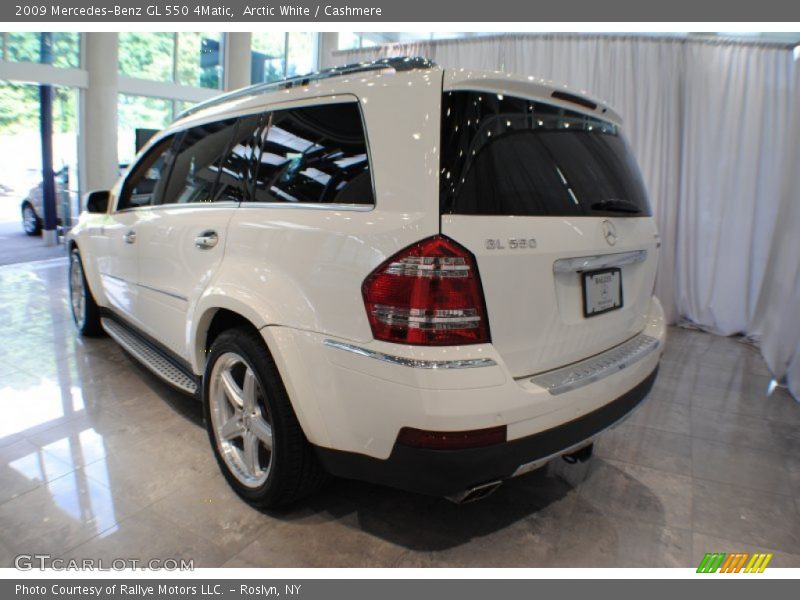 Arctic White / Cashmere 2009 Mercedes-Benz GL 550 4Matic
