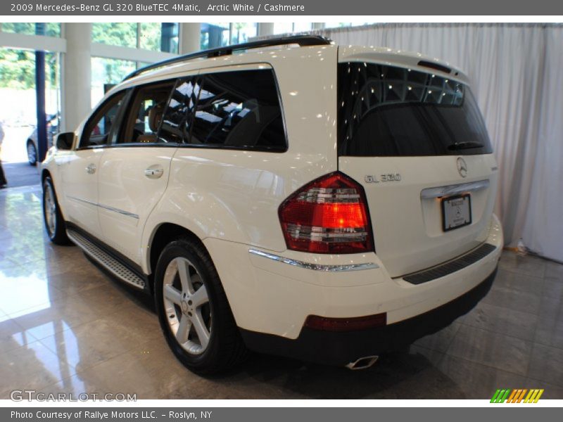 Arctic White / Cashmere 2009 Mercedes-Benz GL 320 BlueTEC 4Matic
