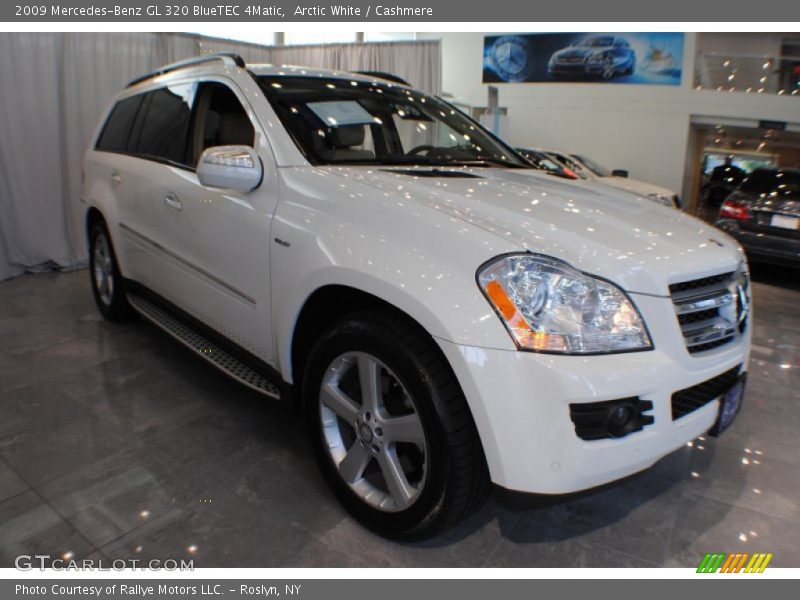 Arctic White / Cashmere 2009 Mercedes-Benz GL 320 BlueTEC 4Matic