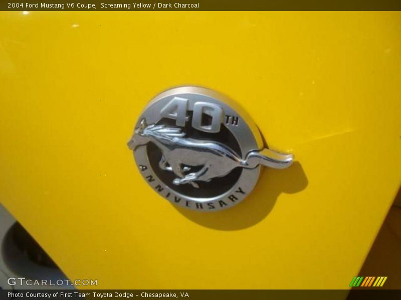 Screaming Yellow / Dark Charcoal 2004 Ford Mustang V6 Coupe