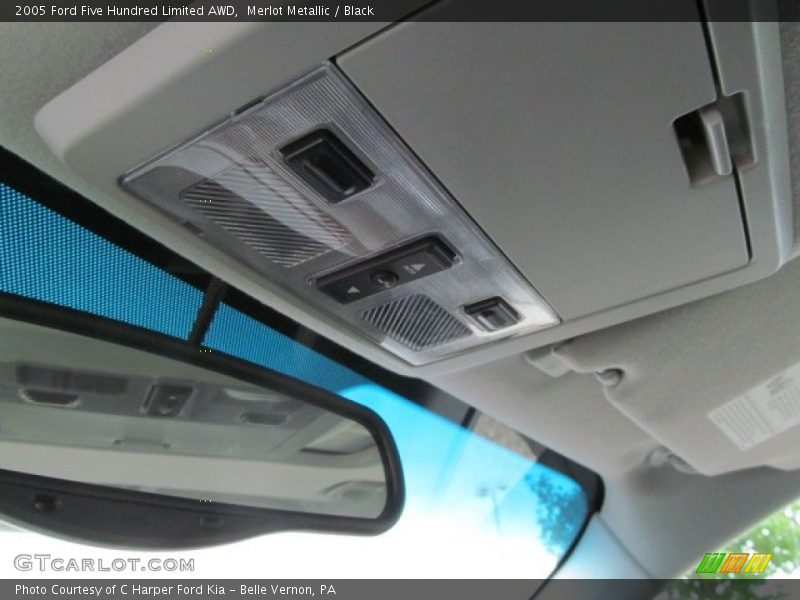 Merlot Metallic / Black 2005 Ford Five Hundred Limited AWD
