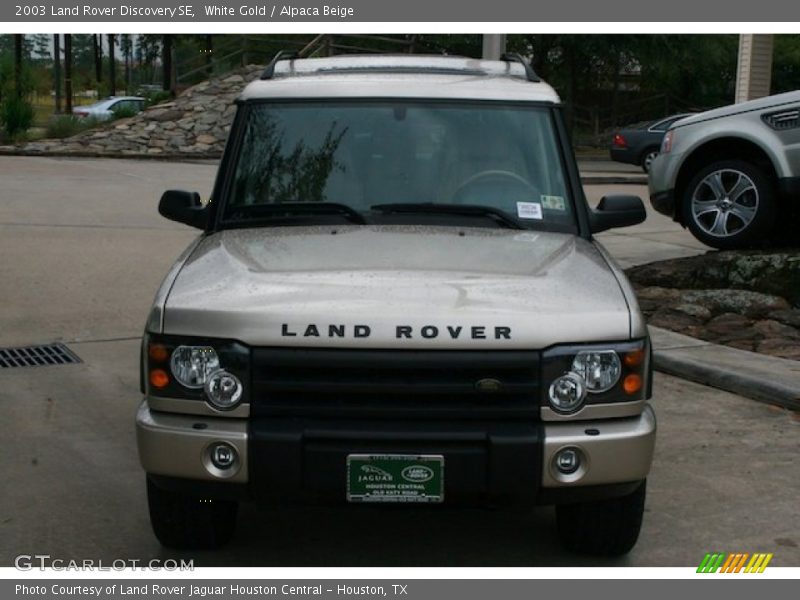 White Gold / Alpaca Beige 2003 Land Rover Discovery SE
