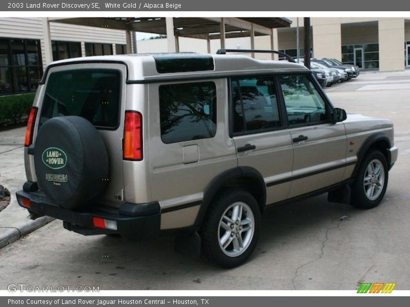 White Gold / Alpaca Beige 2003 Land Rover Discovery SE