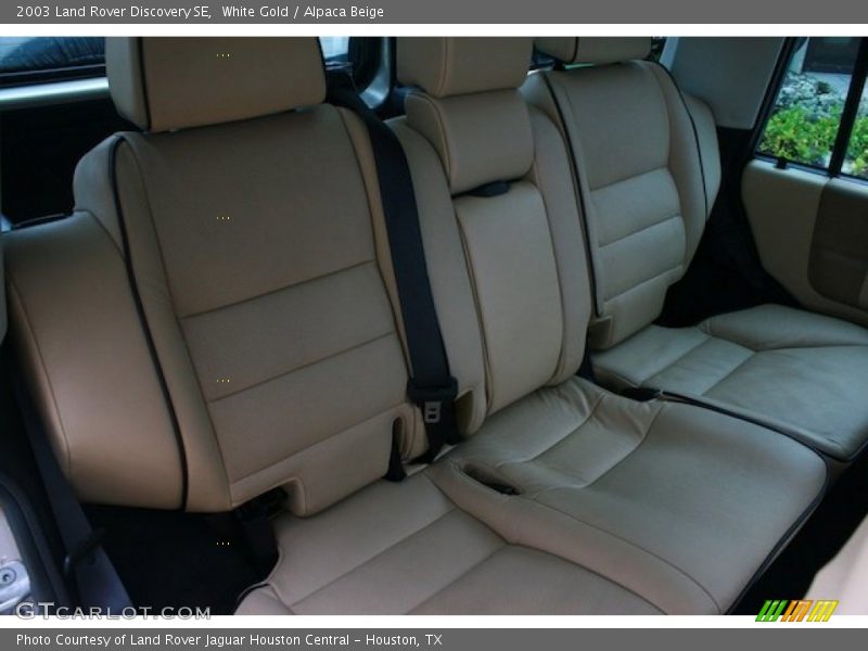White Gold / Alpaca Beige 2003 Land Rover Discovery SE