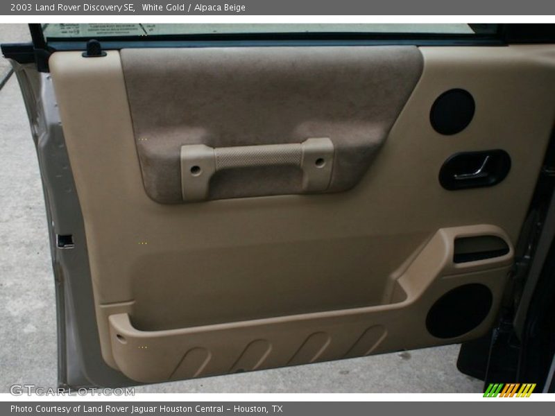 White Gold / Alpaca Beige 2003 Land Rover Discovery SE