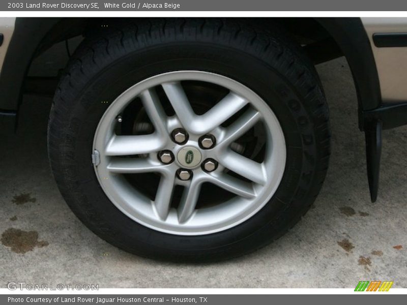 White Gold / Alpaca Beige 2003 Land Rover Discovery SE