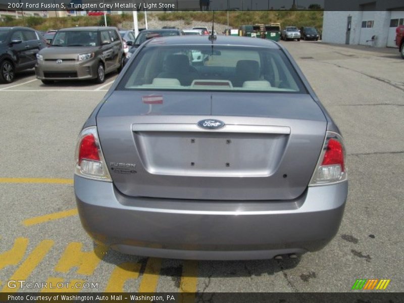 Tungsten Grey Metallic / Light Stone 2007 Ford Fusion S
