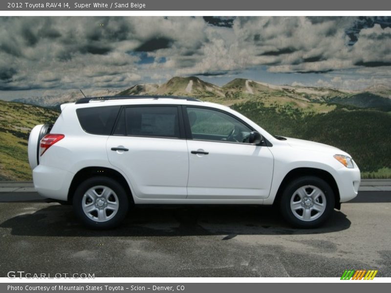 Super White / Sand Beige 2012 Toyota RAV4 I4
