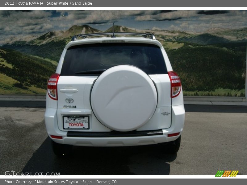 Super White / Sand Beige 2012 Toyota RAV4 I4