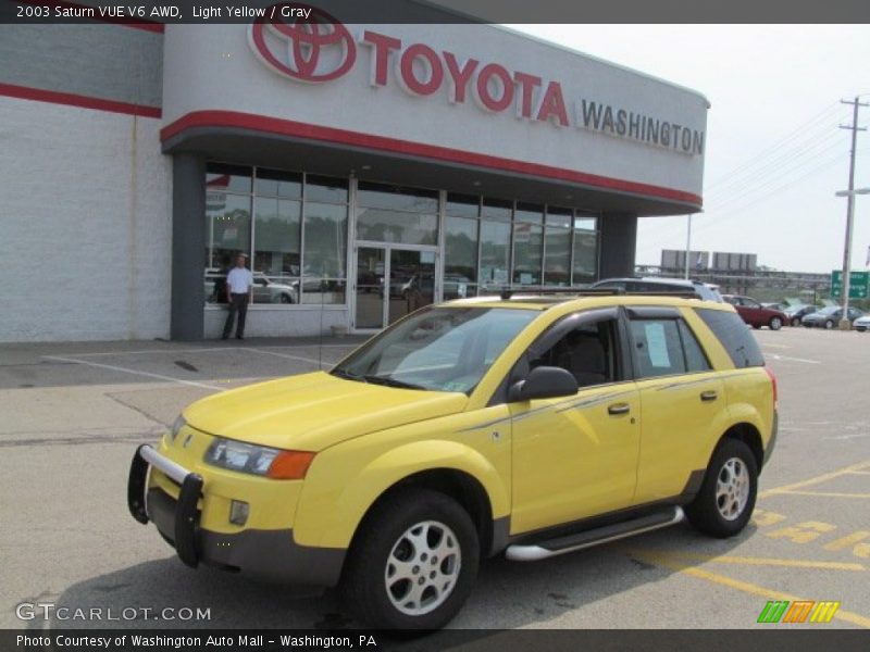 Light Yellow / Gray 2003 Saturn VUE V6 AWD