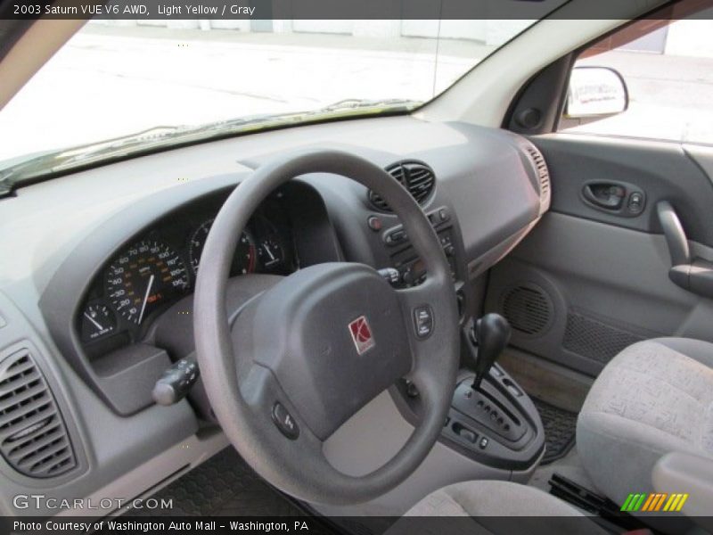 Light Yellow / Gray 2003 Saturn VUE V6 AWD