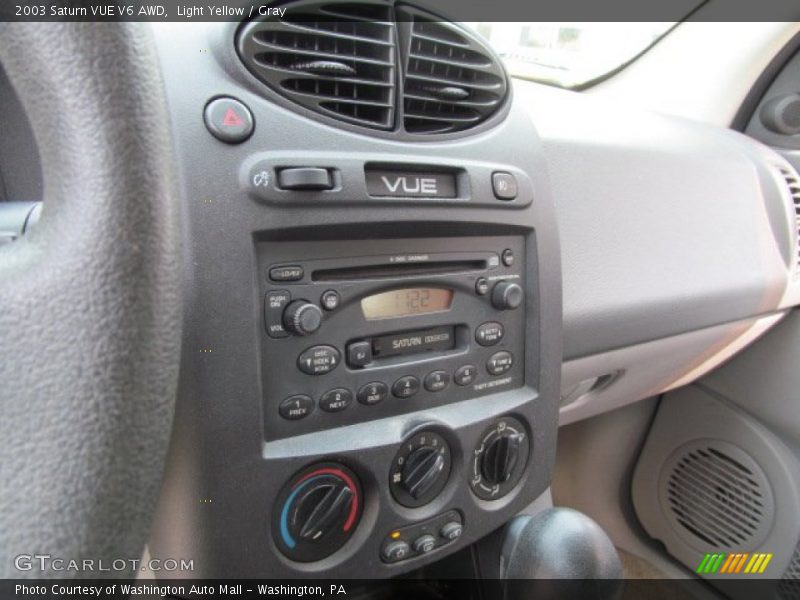Light Yellow / Gray 2003 Saturn VUE V6 AWD