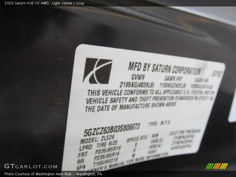 Light Yellow / Gray 2003 Saturn VUE V6 AWD