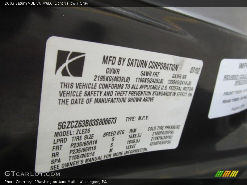 Light Yellow / Gray 2003 Saturn VUE V6 AWD