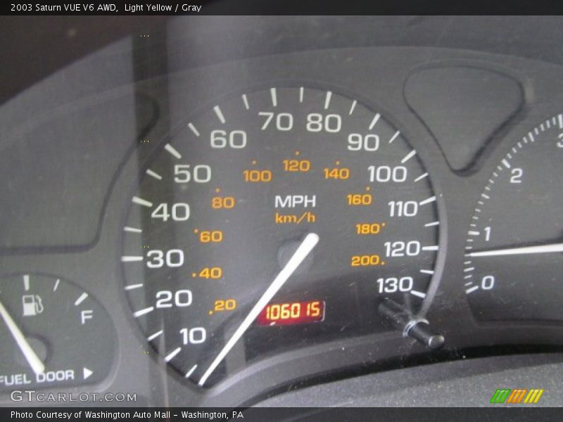 Light Yellow / Gray 2003 Saturn VUE V6 AWD