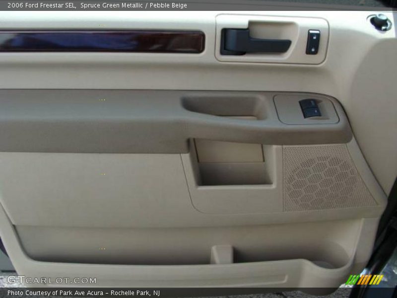 Spruce Green Metallic / Pebble Beige 2006 Ford Freestar SEL