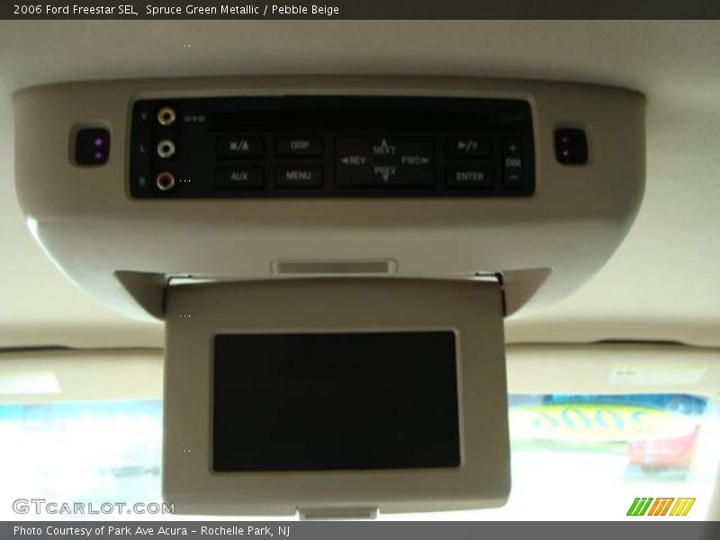 Spruce Green Metallic / Pebble Beige 2006 Ford Freestar SEL