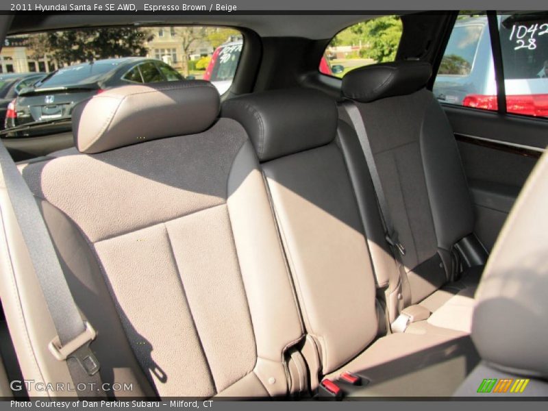 Espresso Brown / Beige 2011 Hyundai Santa Fe SE AWD