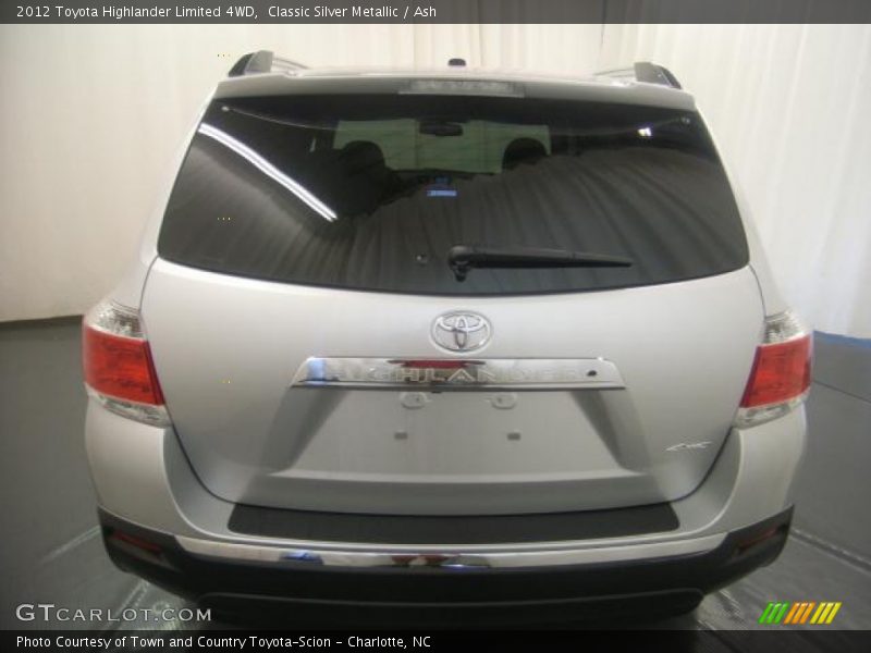 Classic Silver Metallic / Ash 2012 Toyota Highlander Limited 4WD