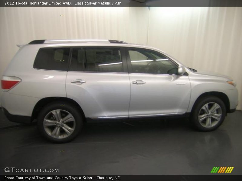 Classic Silver Metallic / Ash 2012 Toyota Highlander Limited 4WD