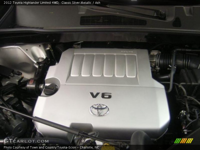 Classic Silver Metallic / Ash 2012 Toyota Highlander Limited 4WD