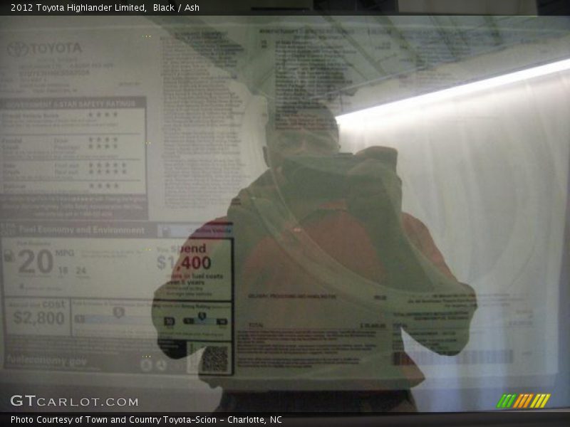 Black / Ash 2012 Toyota Highlander Limited