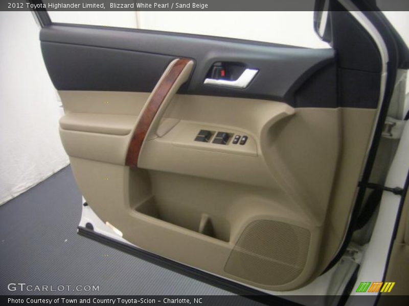 Blizzard White Pearl / Sand Beige 2012 Toyota Highlander Limited