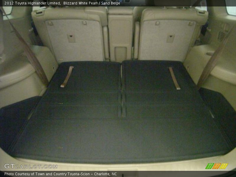 Blizzard White Pearl / Sand Beige 2012 Toyota Highlander Limited