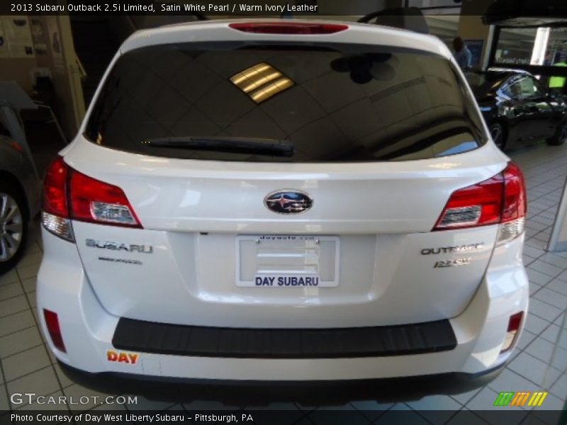 Satin White Pearl / Warm Ivory Leather 2013 Subaru Outback 2.5i Limited