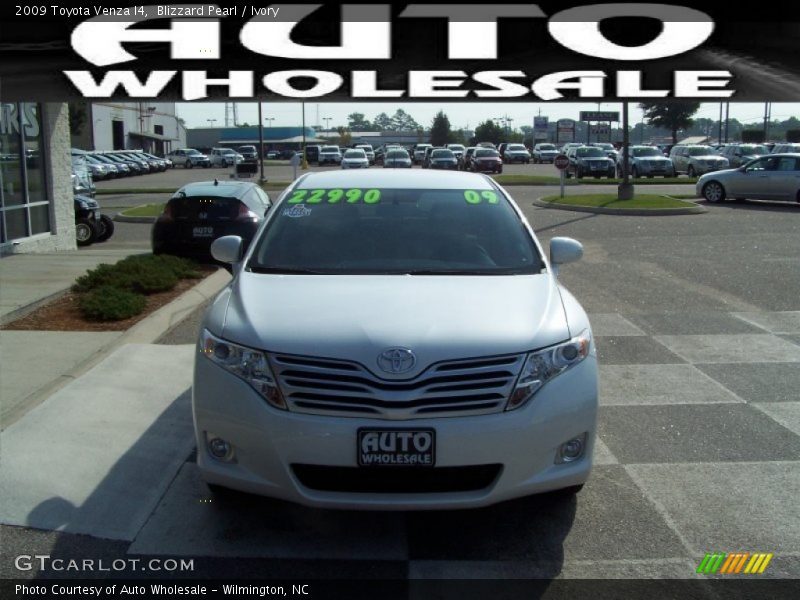 Blizzard Pearl / Ivory 2009 Toyota Venza I4