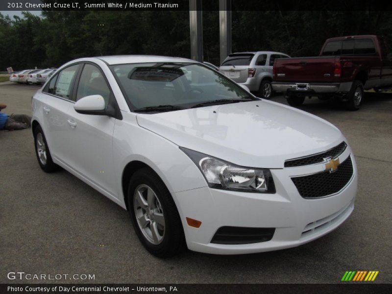 Summit White / Medium Titanium 2012 Chevrolet Cruze LT