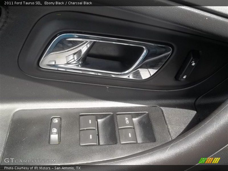 Ebony Black / Charcoal Black 2011 Ford Taurus SEL