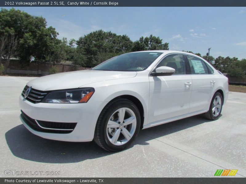 Candy White / Cornsilk Beige 2012 Volkswagen Passat 2.5L SE