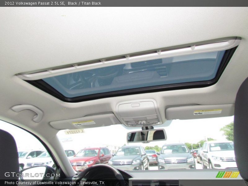 Black / Titan Black 2012 Volkswagen Passat 2.5L SE