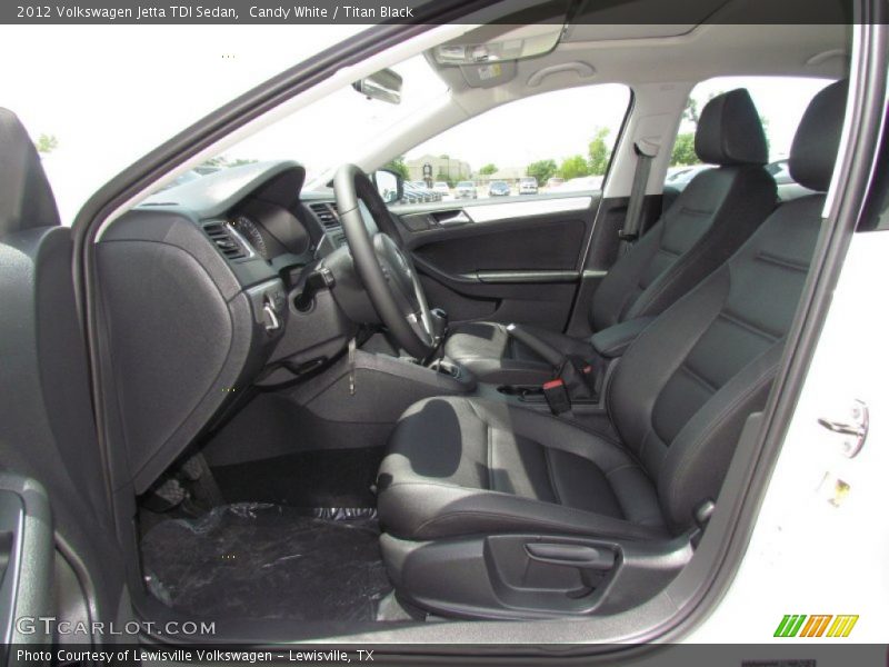 Candy White / Titan Black 2012 Volkswagen Jetta TDI Sedan