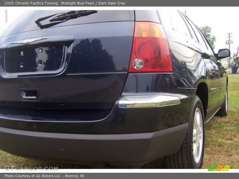 Midnight Blue Pearl / Dark Slate Gray 2005 Chrysler Pacifica Touring