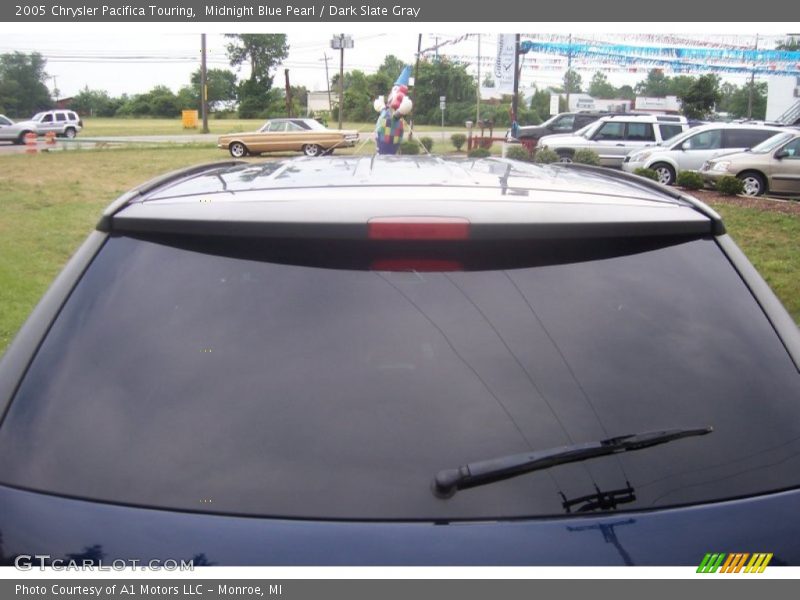 Midnight Blue Pearl / Dark Slate Gray 2005 Chrysler Pacifica Touring