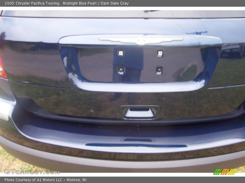 Midnight Blue Pearl / Dark Slate Gray 2005 Chrysler Pacifica Touring
