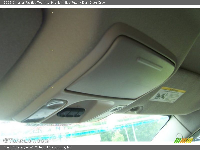 Midnight Blue Pearl / Dark Slate Gray 2005 Chrysler Pacifica Touring