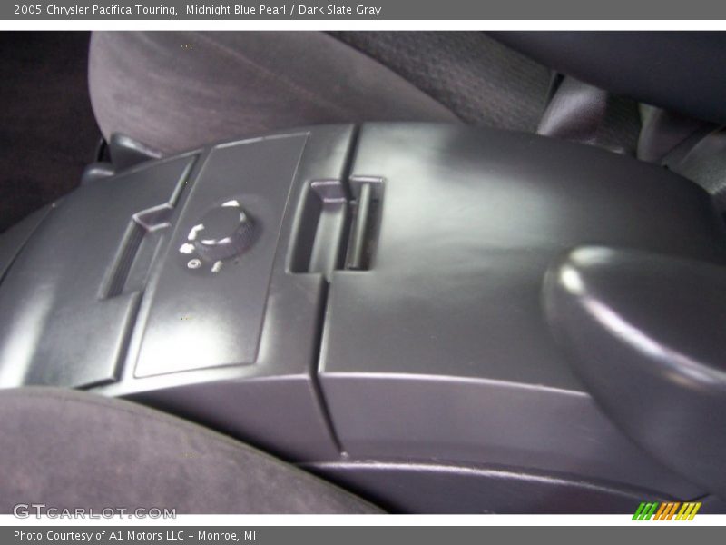 Midnight Blue Pearl / Dark Slate Gray 2005 Chrysler Pacifica Touring
