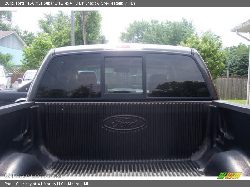 Dark Shadow Grey Metallic / Tan 2005 Ford F150 XLT SuperCrew 4x4