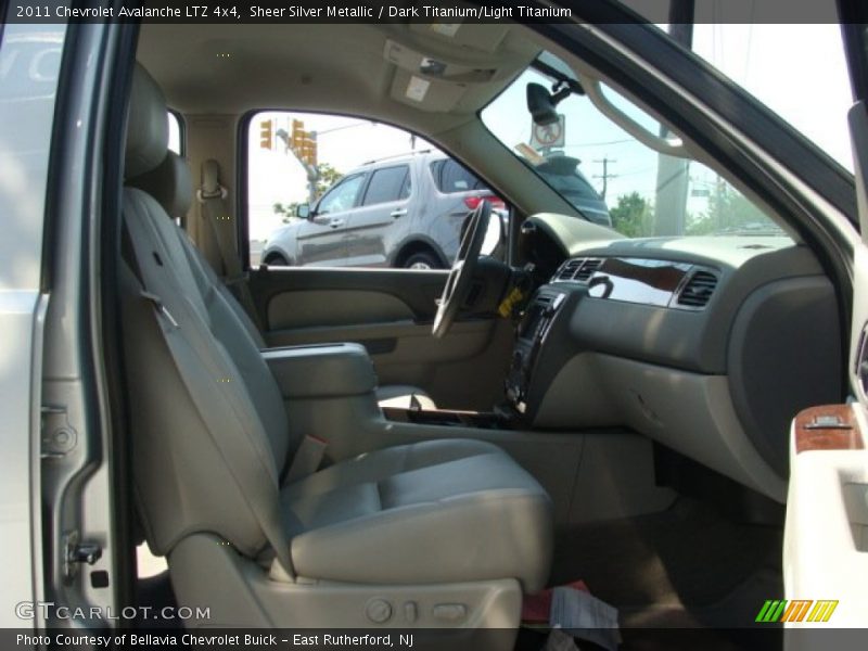 Sheer Silver Metallic / Dark Titanium/Light Titanium 2011 Chevrolet Avalanche LTZ 4x4