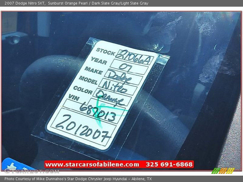 Sunburst Orange Pearl / Dark Slate Gray/Light Slate Gray 2007 Dodge Nitro SXT