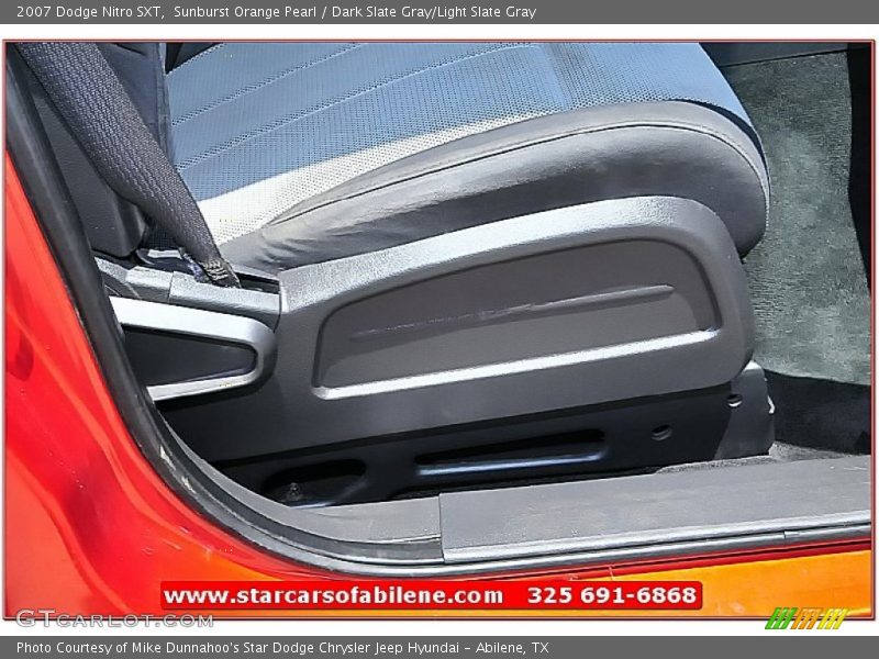 Sunburst Orange Pearl / Dark Slate Gray/Light Slate Gray 2007 Dodge Nitro SXT