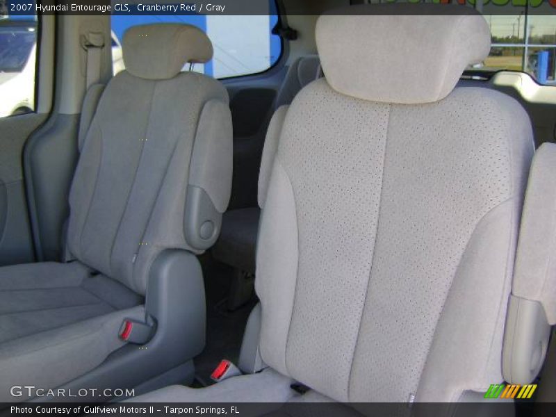 Cranberry Red / Gray 2007 Hyundai Entourage GLS