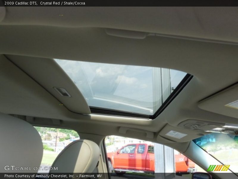 Crystal Red / Shale/Cocoa 2009 Cadillac DTS